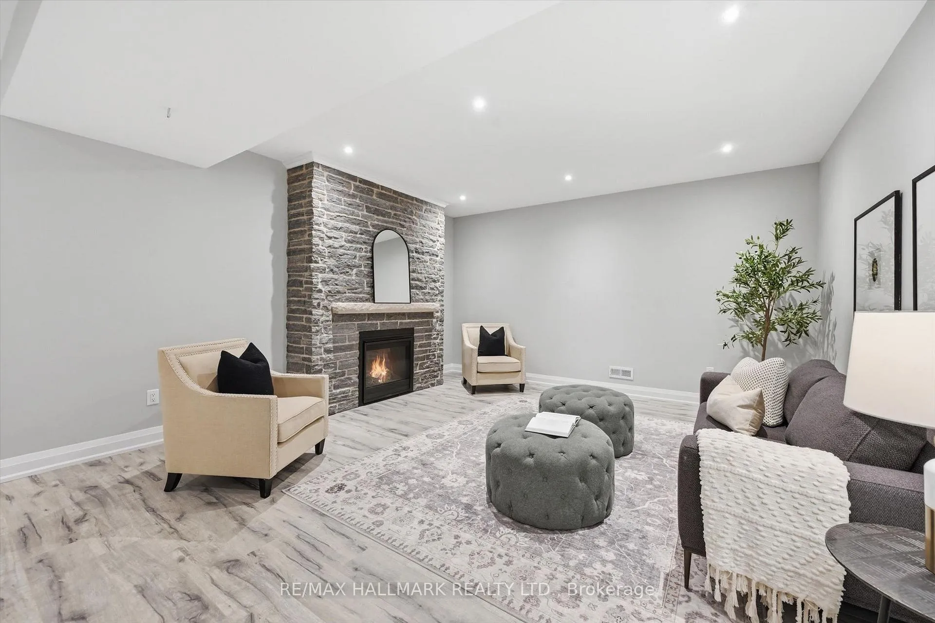 Photo 30 of 18 Kramer Court, Haldimand — HOMEH