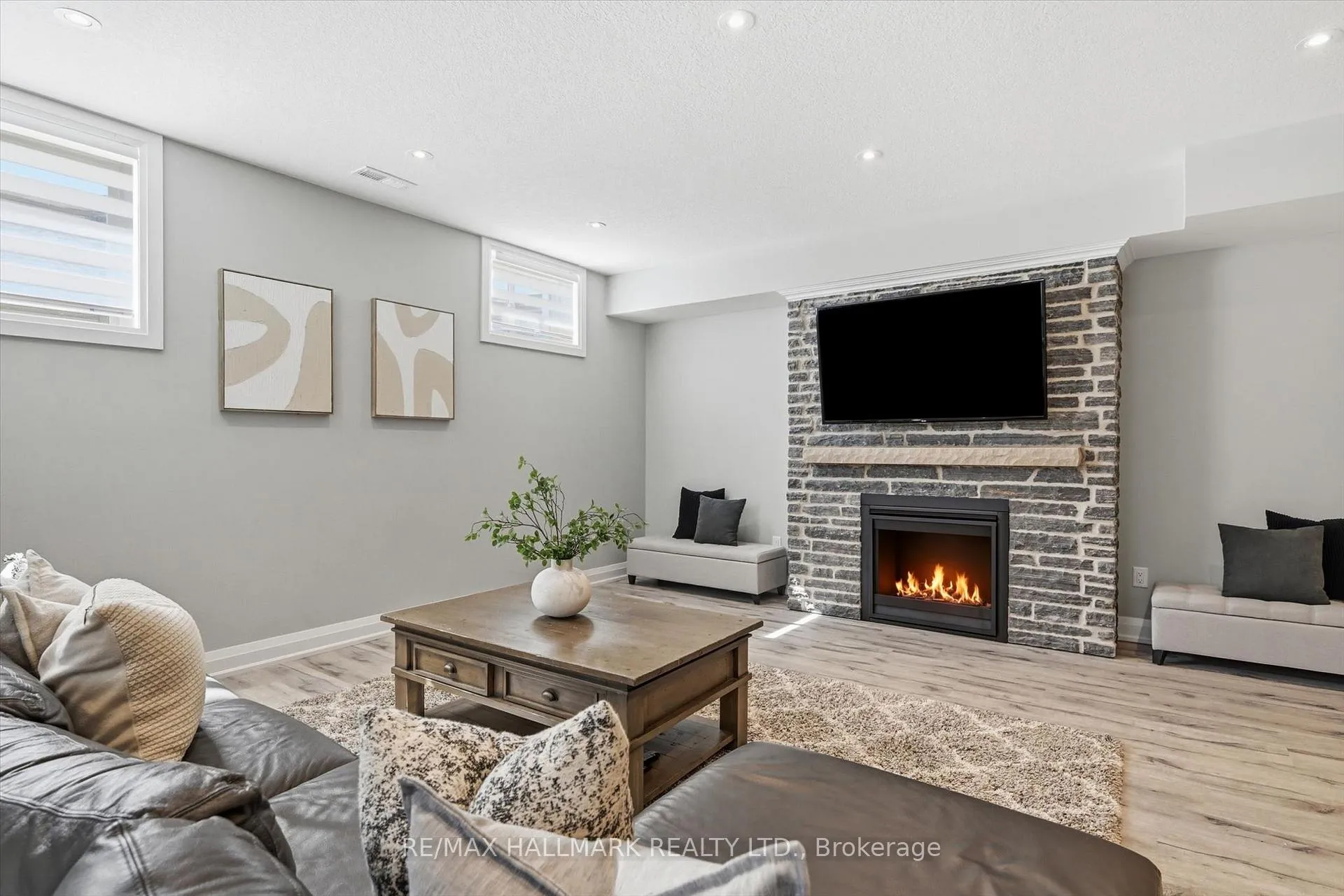 Photo 35 of 18 Kramer Court, Haldimand — HOMEH