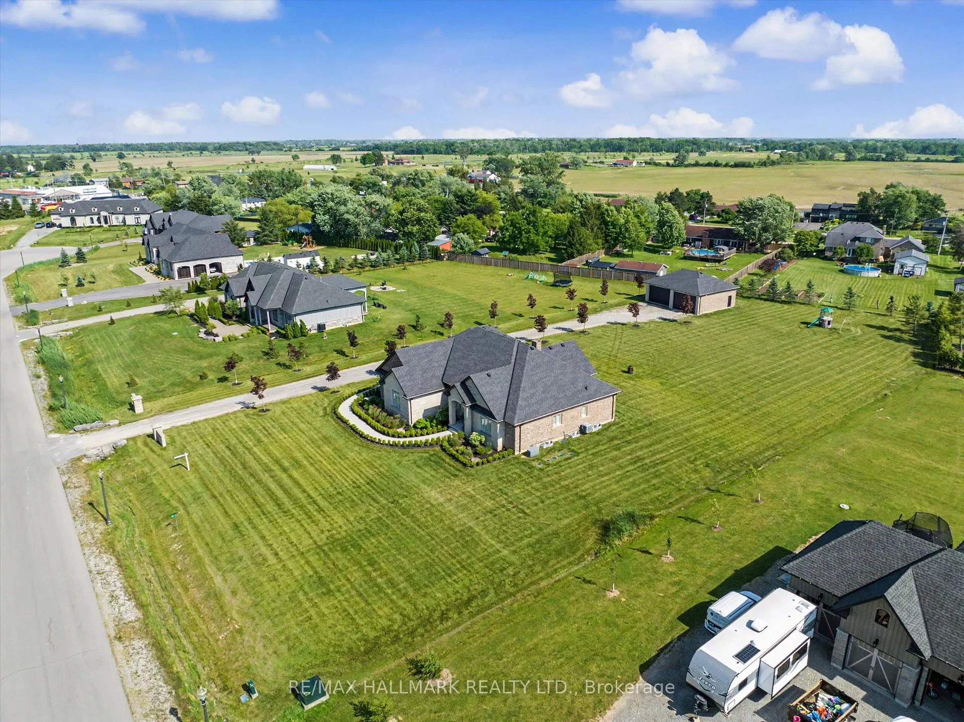 Photo 49 of 18 Kramer Court, Haldimand — HOMEH