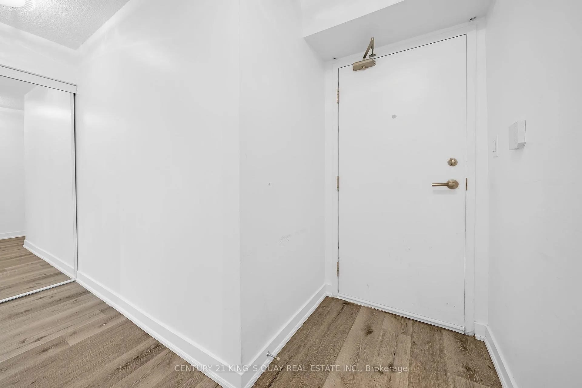 Photo 7 of Unit 3510, 25 Telegram Mews, Toronto, Waterfront Communities — HOMEH