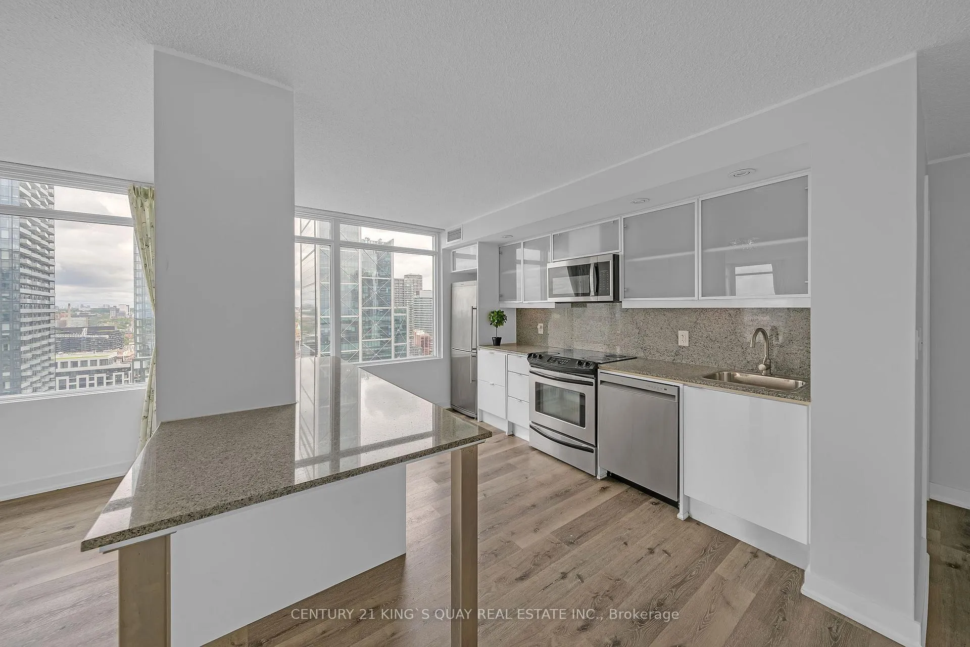 Photo 9 of Unit 3510, 25 Telegram Mews, Toronto, Waterfront Communities — HOMEH