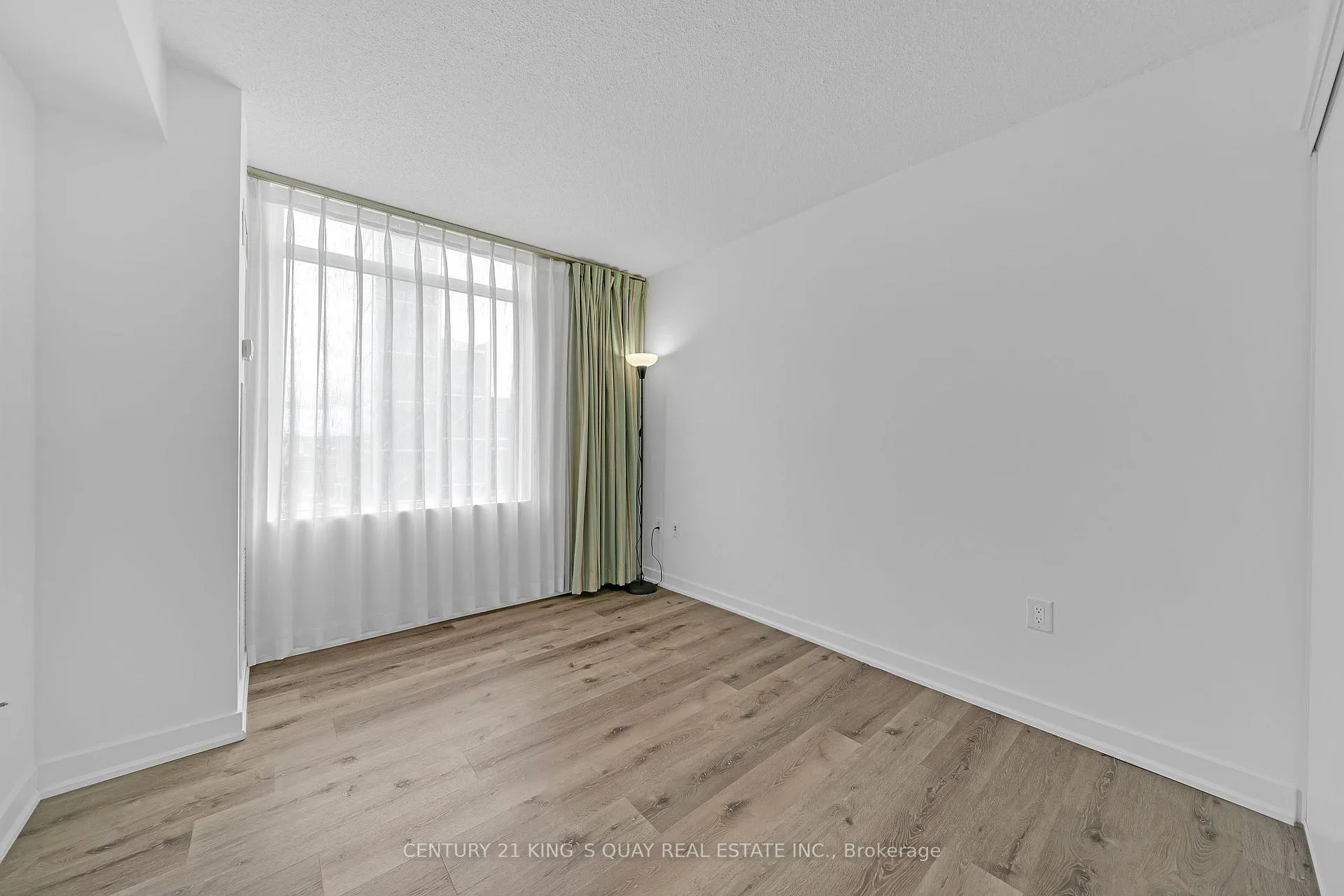 Photo 23 of Unit 3510, 25 Telegram Mews, Toronto, Waterfront Communities — HOMEH
