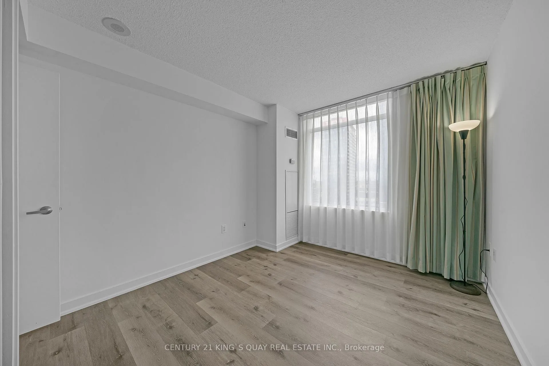 Photo 24 of Unit 3510, 25 Telegram Mews, Toronto, Waterfront Communities — HOMEH