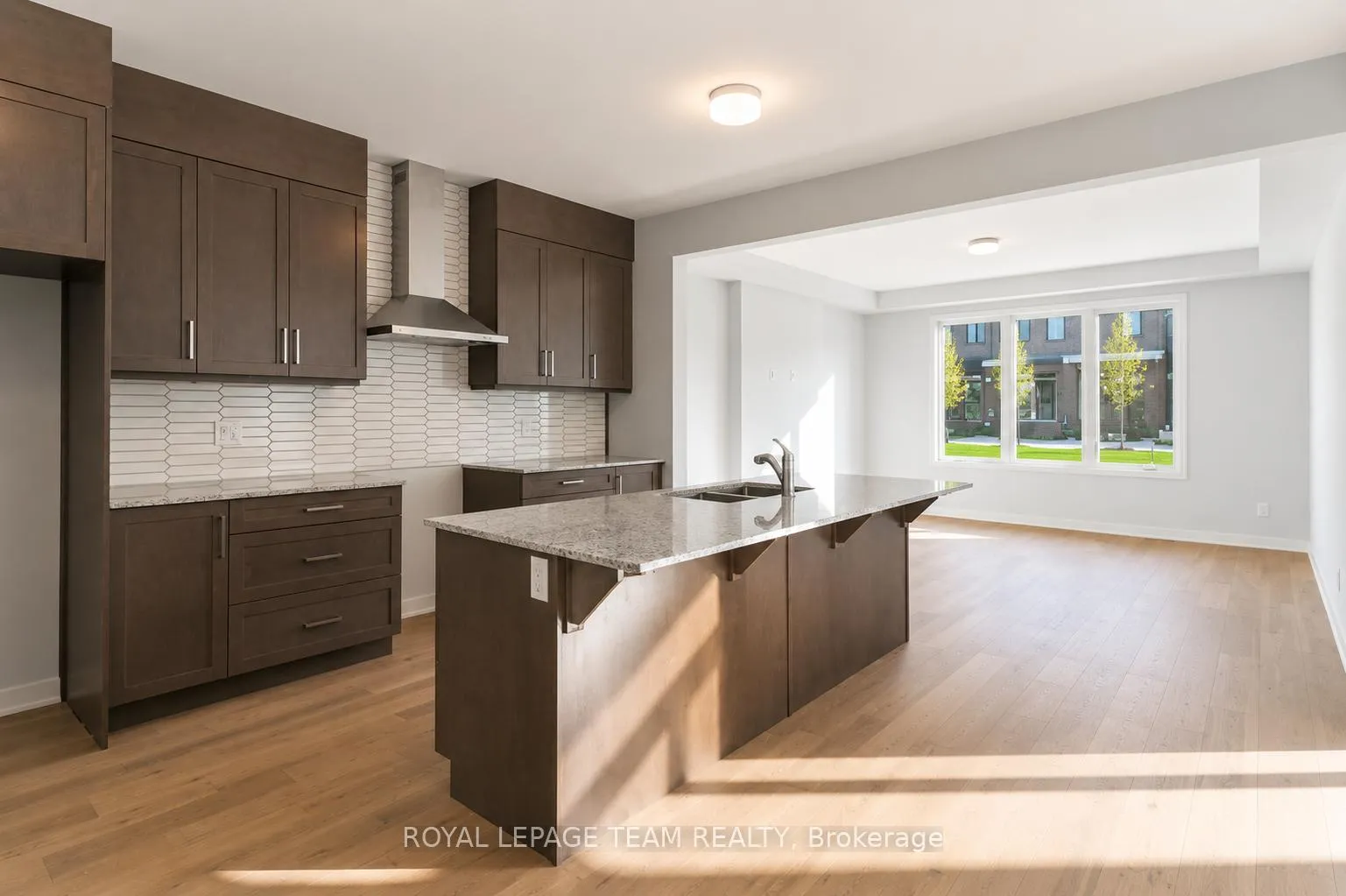 Photo 7 of 803 Crossgate Street, Ottawa, Barrhaven - Stonebridge — HOMEH