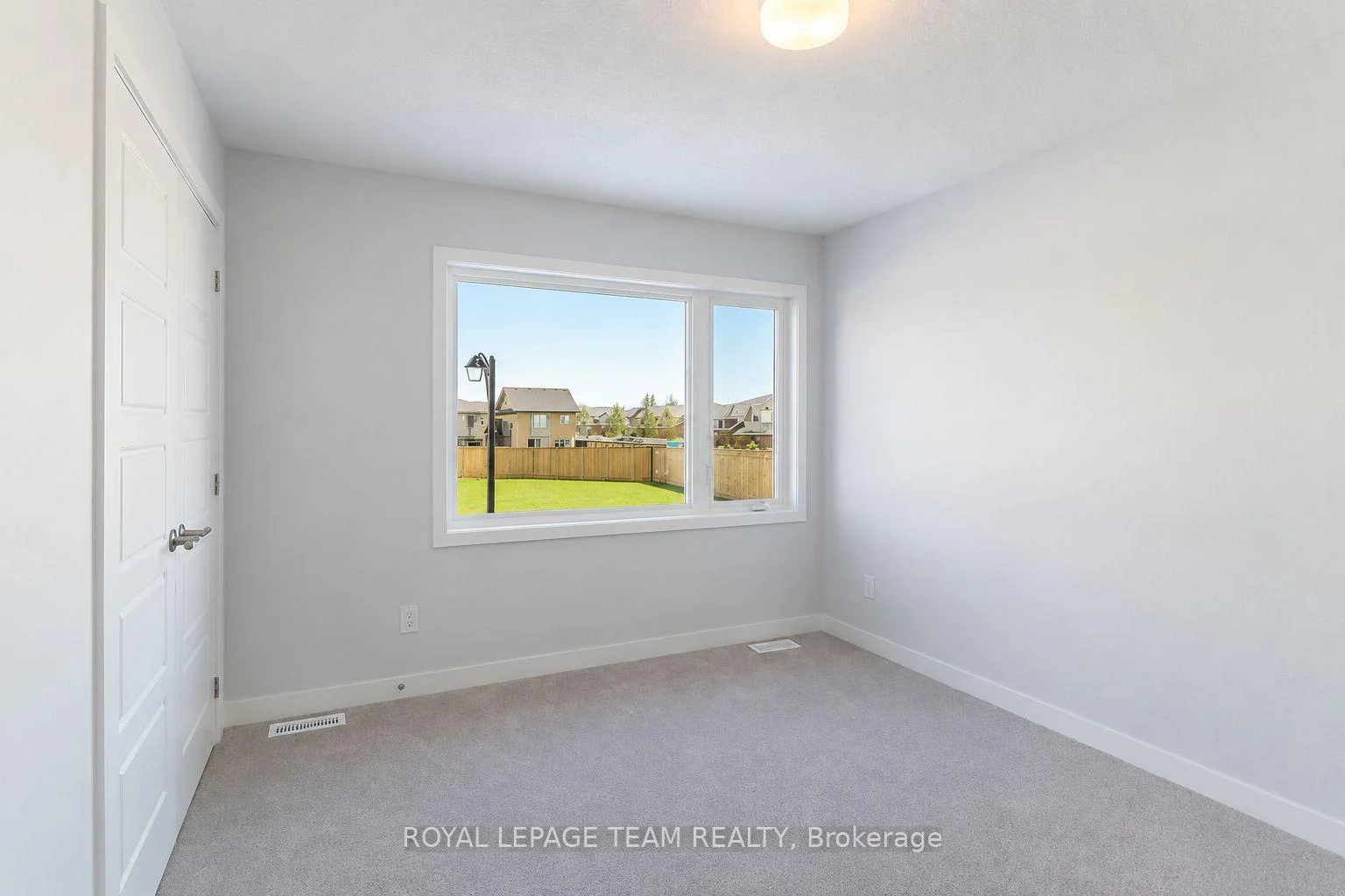 Photo 34 of 803 Crossgate Street, Ottawa, Barrhaven - Stonebridge — HOMEH