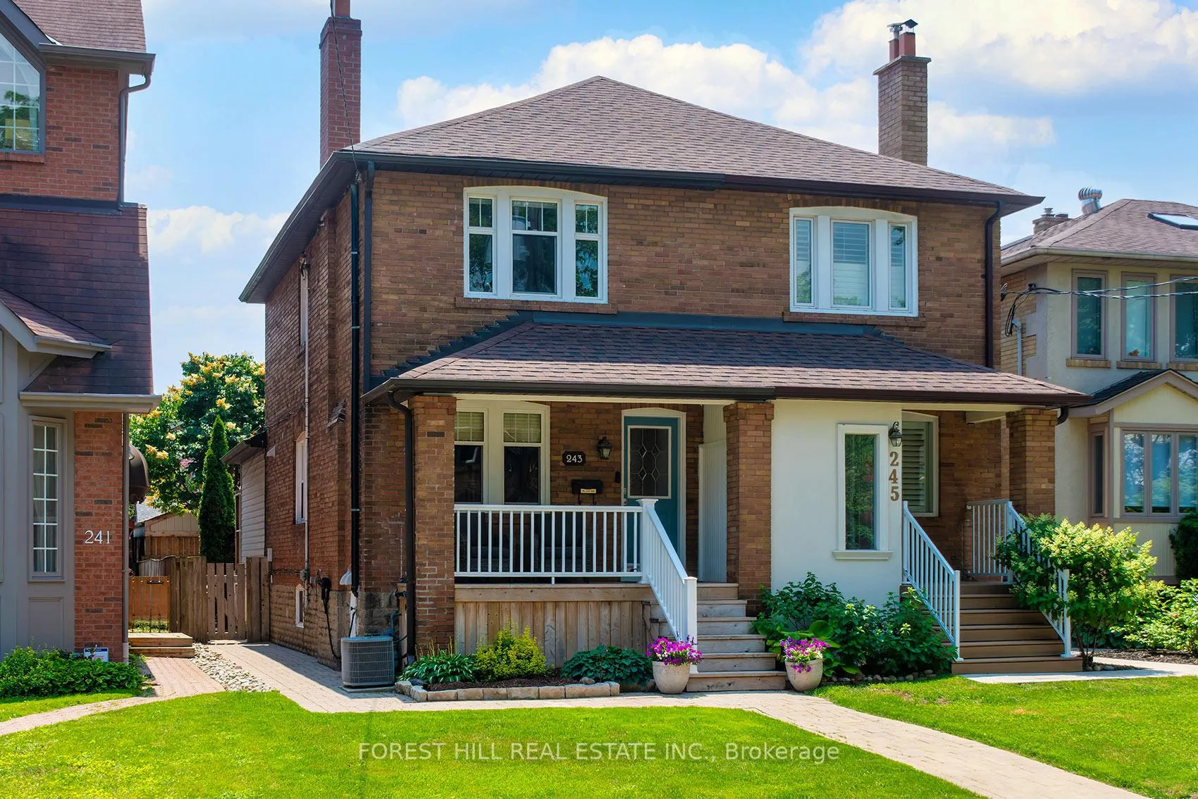 Photo 1 of 243 Woburn Avenue, Toronto, Lawrence Park North — HOMEH