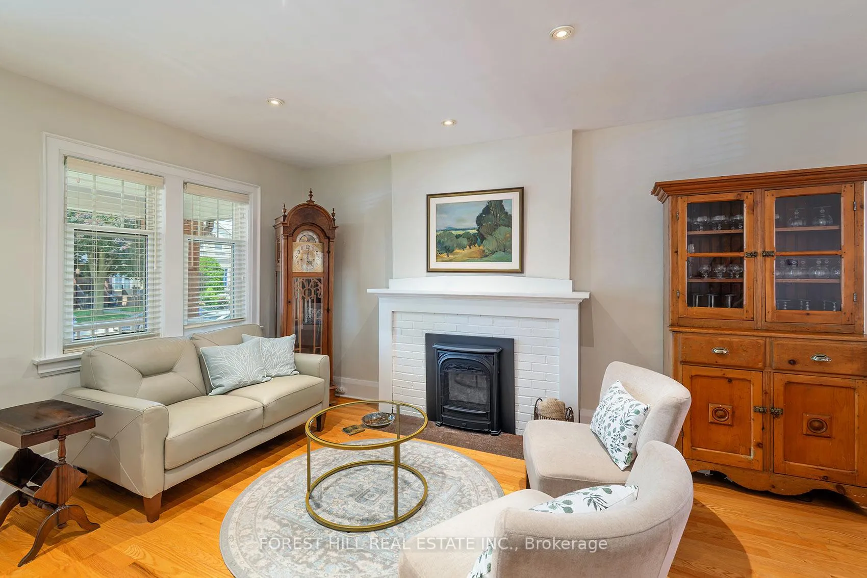 Photo 3 of 243 Woburn Avenue, Toronto, Lawrence Park North — HOMEH