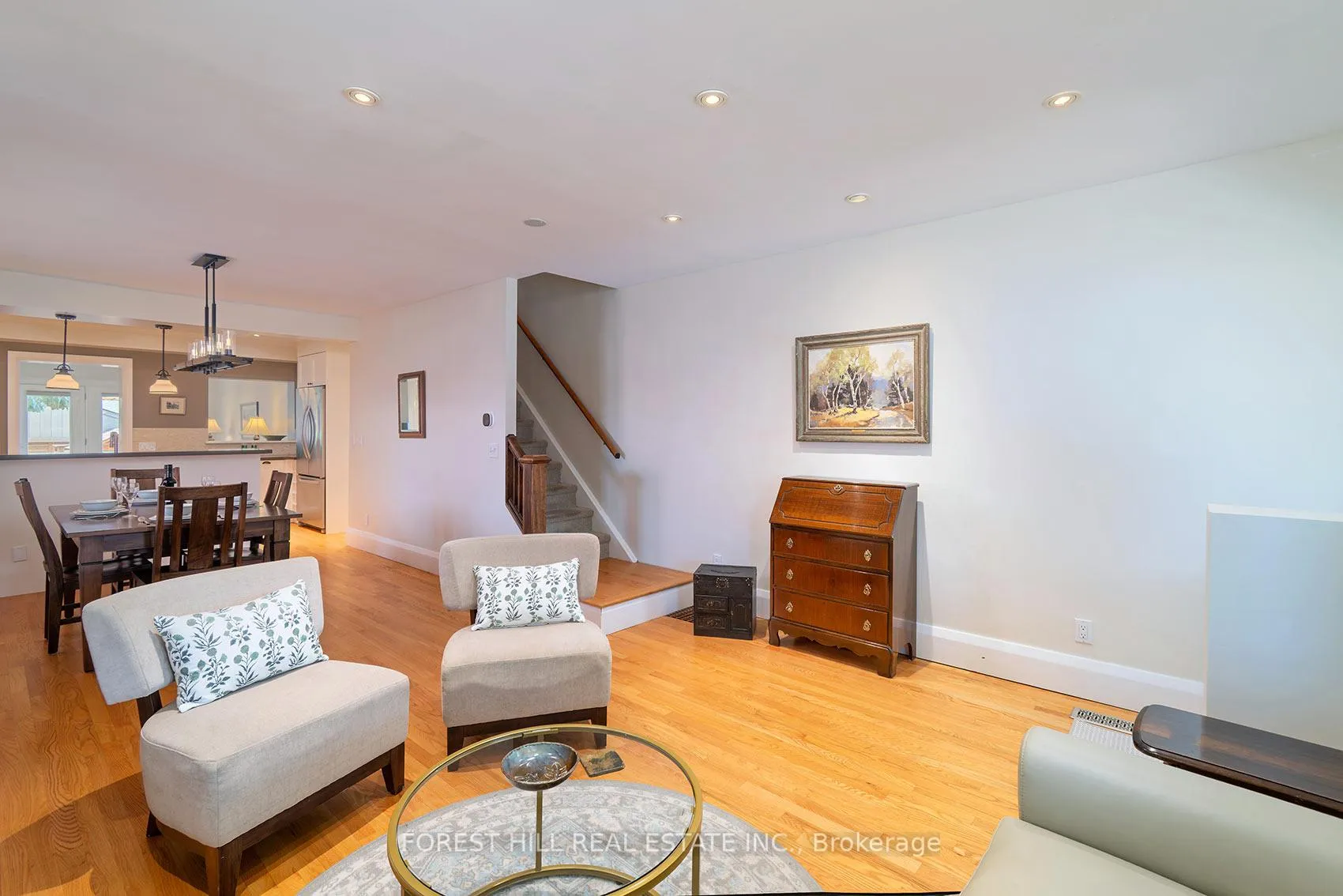Photo 6 of 243 Woburn Avenue, Toronto, Lawrence Park North — HOMEH