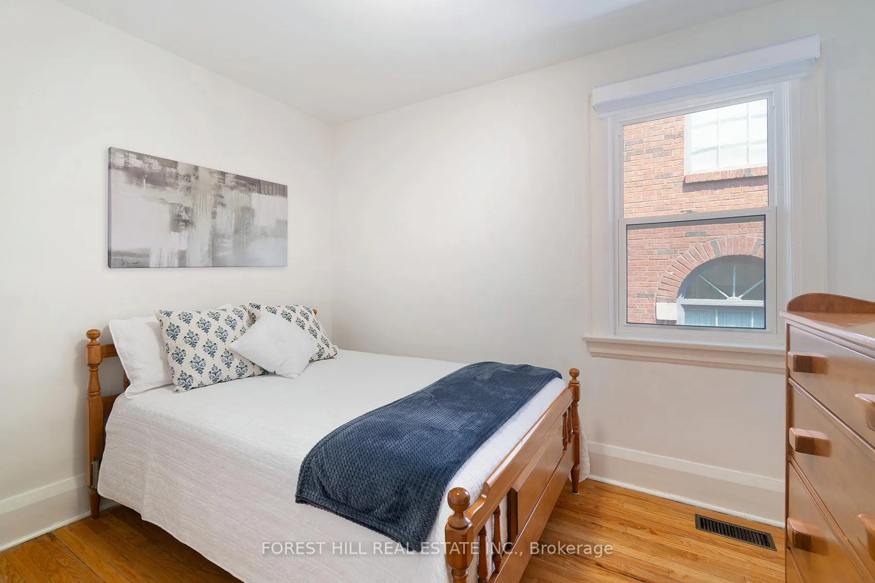 Photo 19 of 243 Woburn Avenue, Toronto, Lawrence Park North — HOMEH
