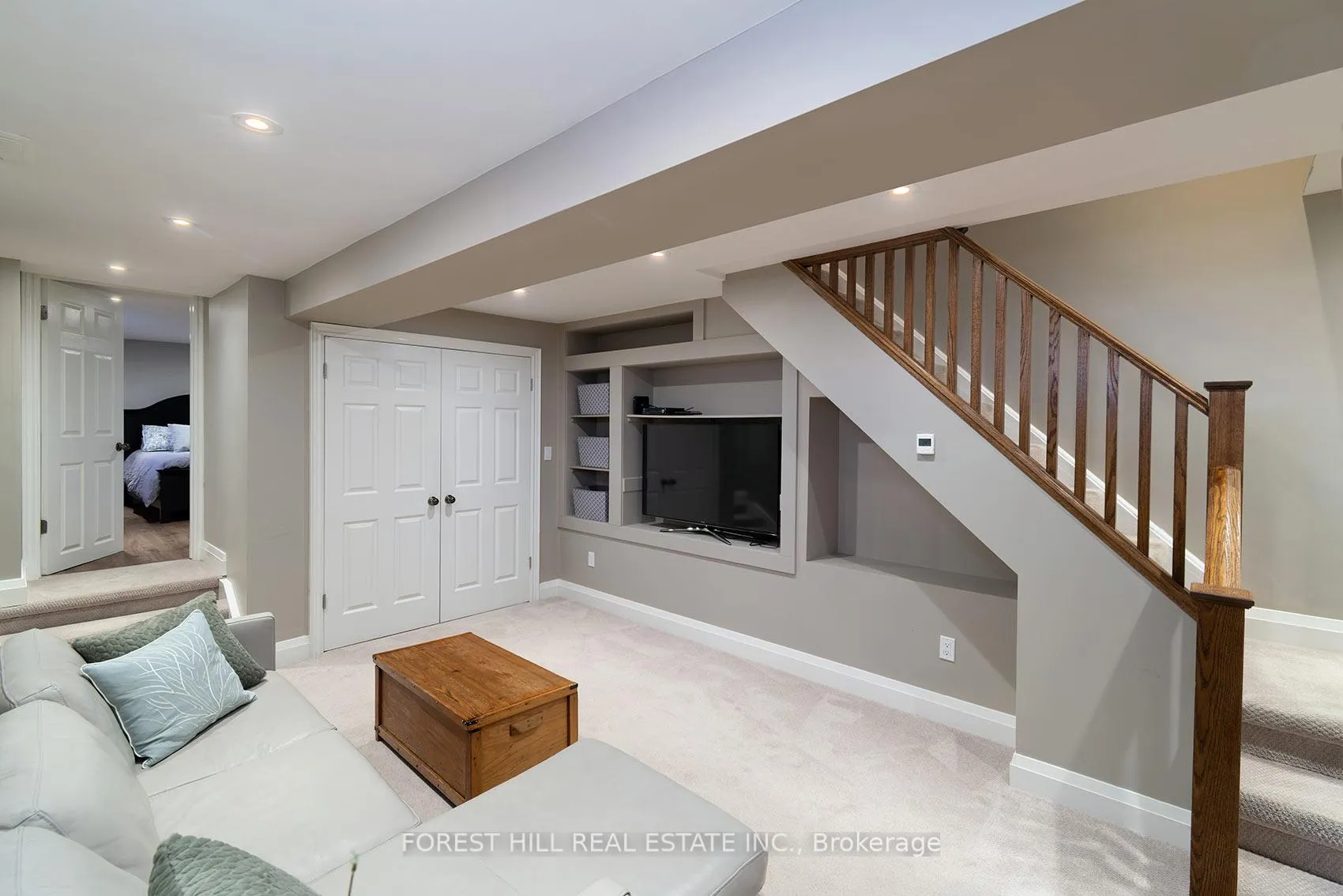 Photo 25 of 243 Woburn Avenue, Toronto, Lawrence Park North — HOMEH