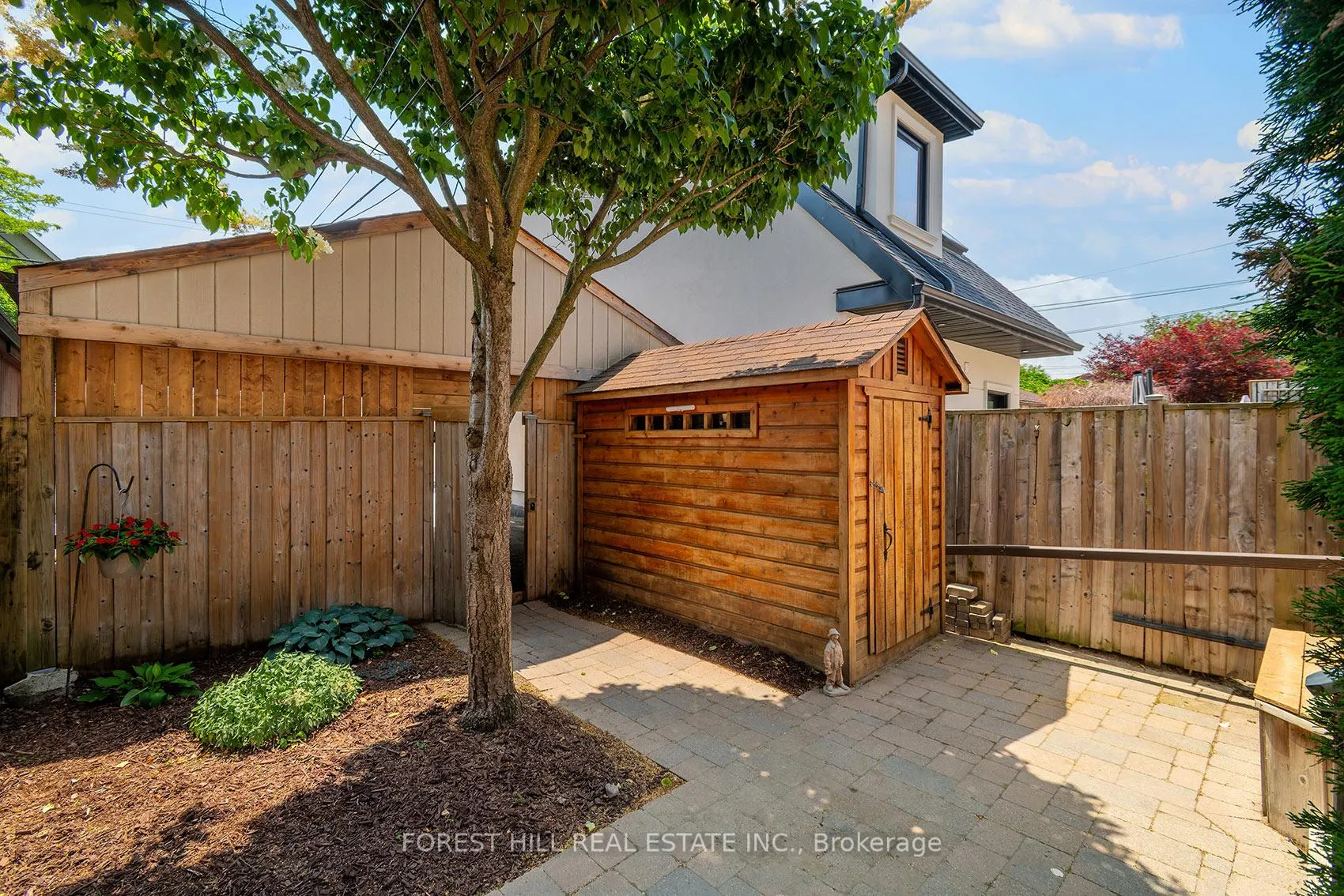 Photo 36 of 243 Woburn Avenue, Toronto, Lawrence Park North — HOMEH