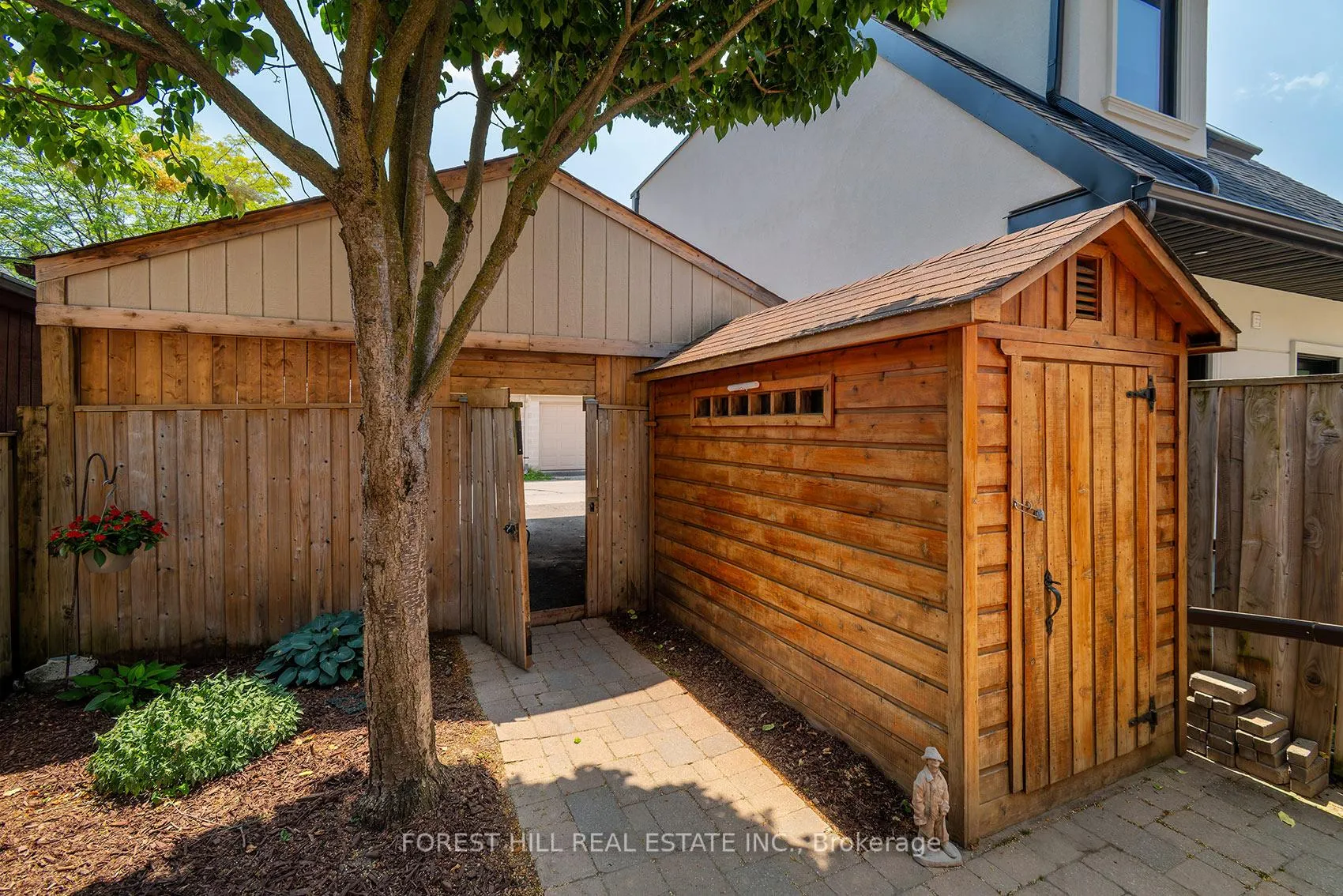 Photo 42 of 243 Woburn Avenue, Toronto, Lawrence Park North — HOMEH