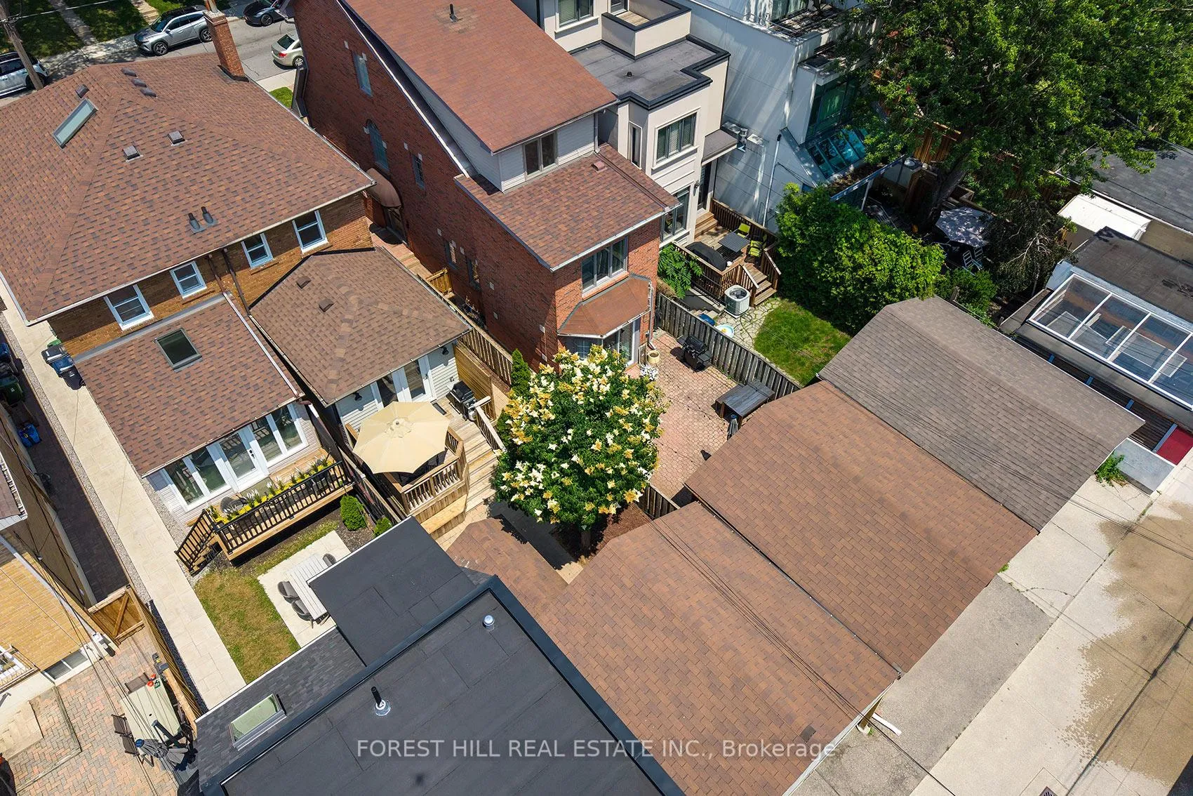 Photo 46 of 243 Woburn Avenue, Toronto, Lawrence Park North — HOMEH