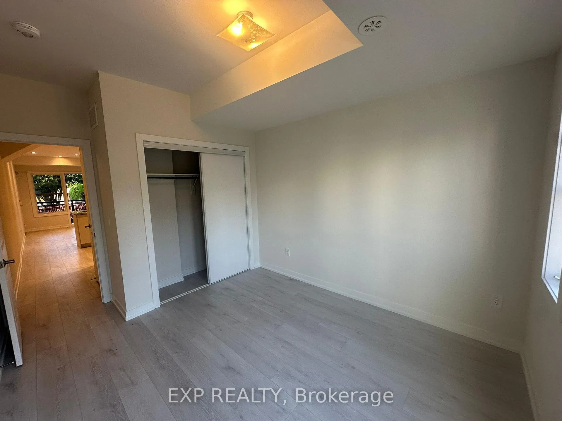 Photo 3 of Unit 241, 15100 Yonge Street, Aurora, Aurora Village — HOMEH