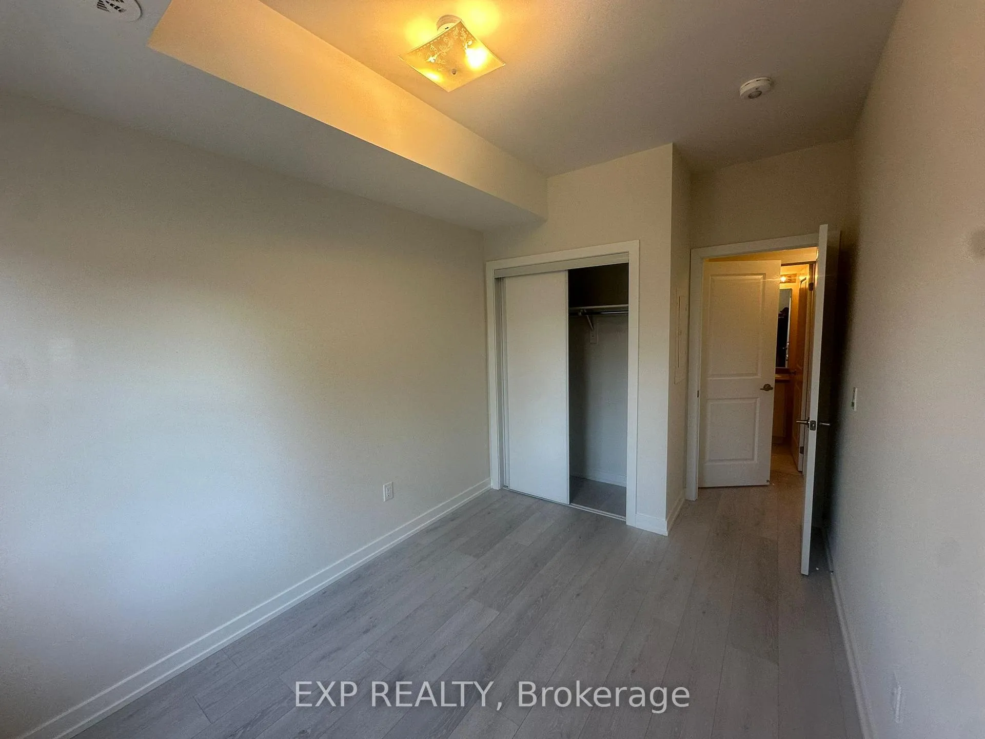 Photo 8 of Unit 241, 15100 Yonge Street, Aurora, Aurora Village — HOMEH