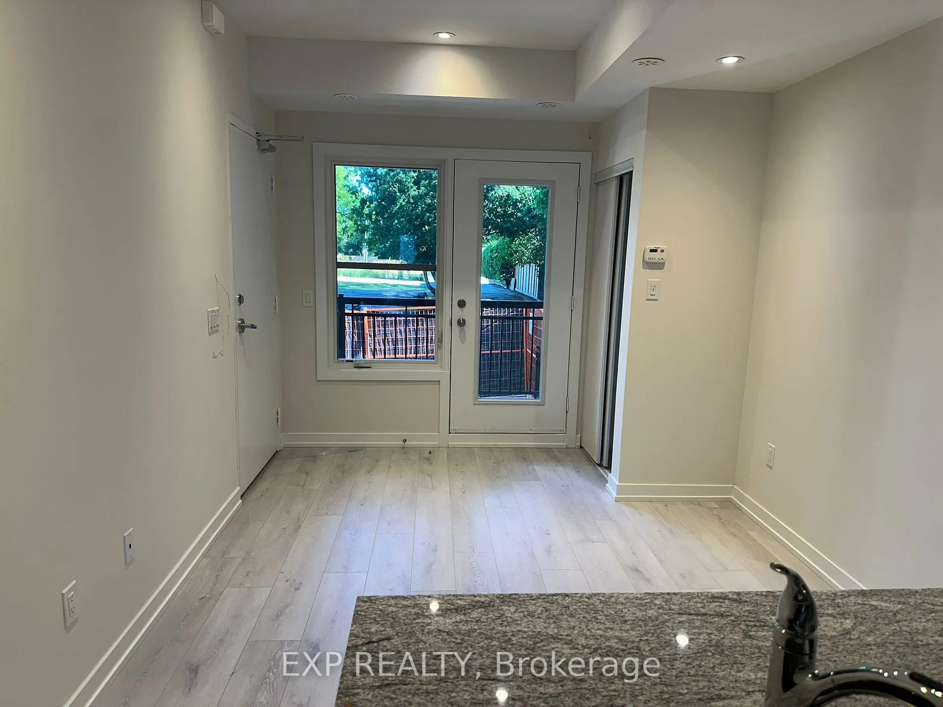 Photo 10 of Unit 241, 15100 Yonge Street, Aurora, Aurora Village — HOMEH