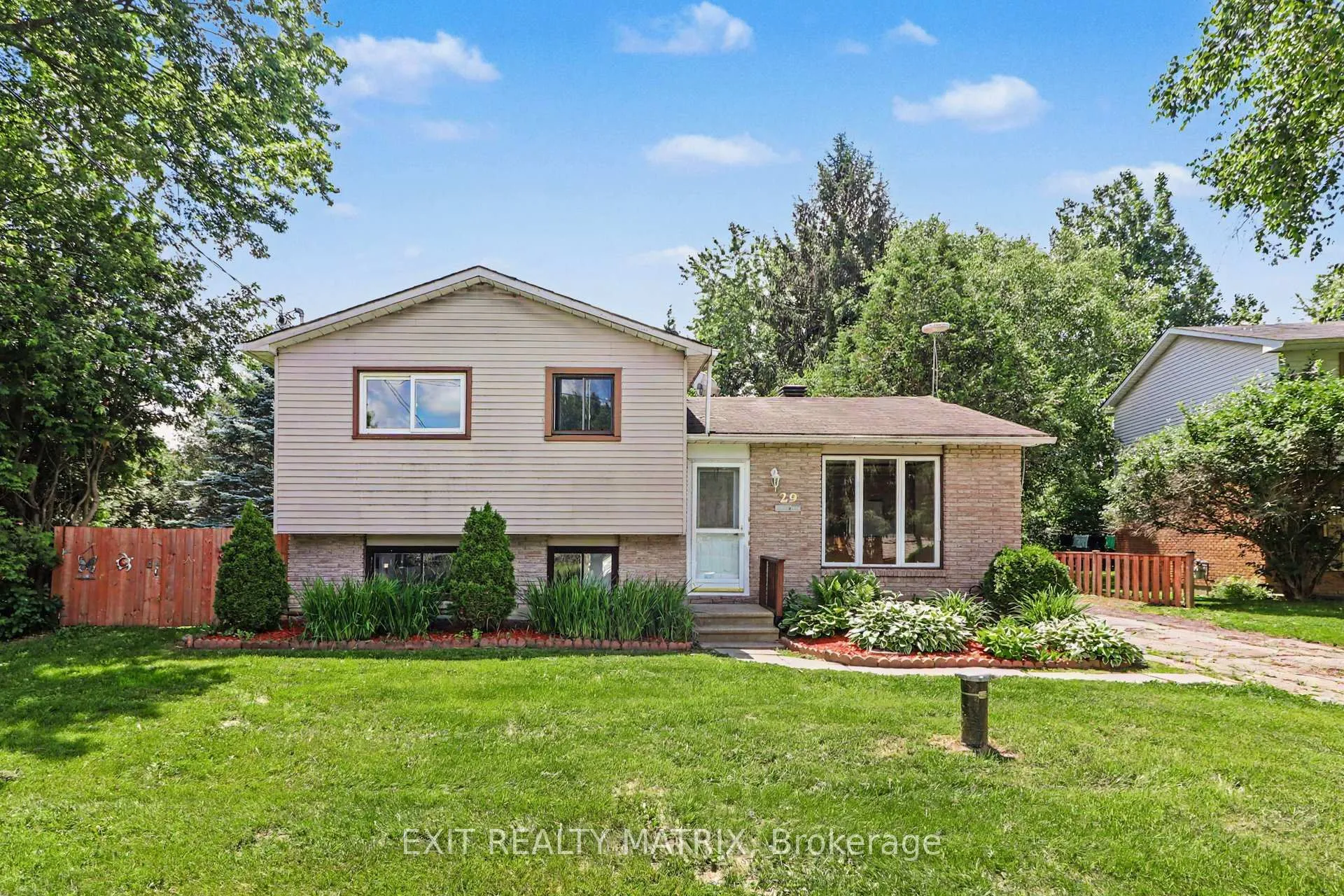 Front of 29 Louise Crescent