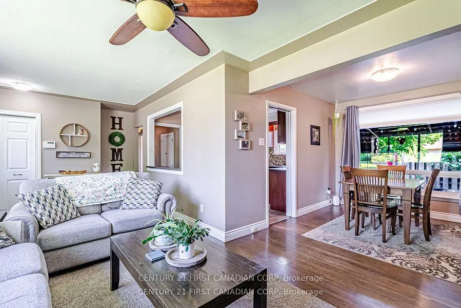 Photo 10 of 212 King Edward Avenue, London, South J — HOMEH