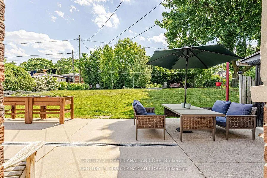 Photo 31 of 212 King Edward Avenue, London, South J — HOMEH