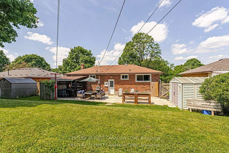 Photo 34 of 212 King Edward Avenue, London, South J — HOMEH