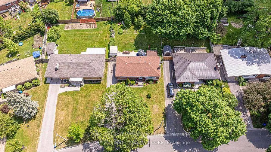 Photo 37 of 212 King Edward Avenue, London, South J — HOMEH