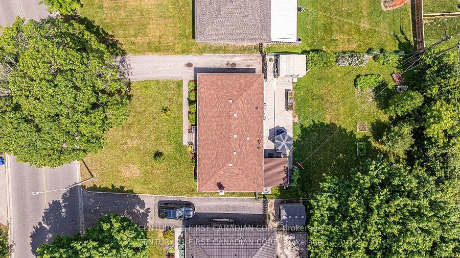 Photo 38 of 212 King Edward Avenue, London, South J — HOMEH