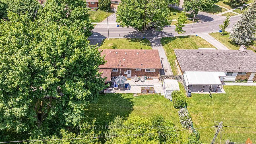 Photo 40 of 212 King Edward Avenue, London, South J — HOMEH