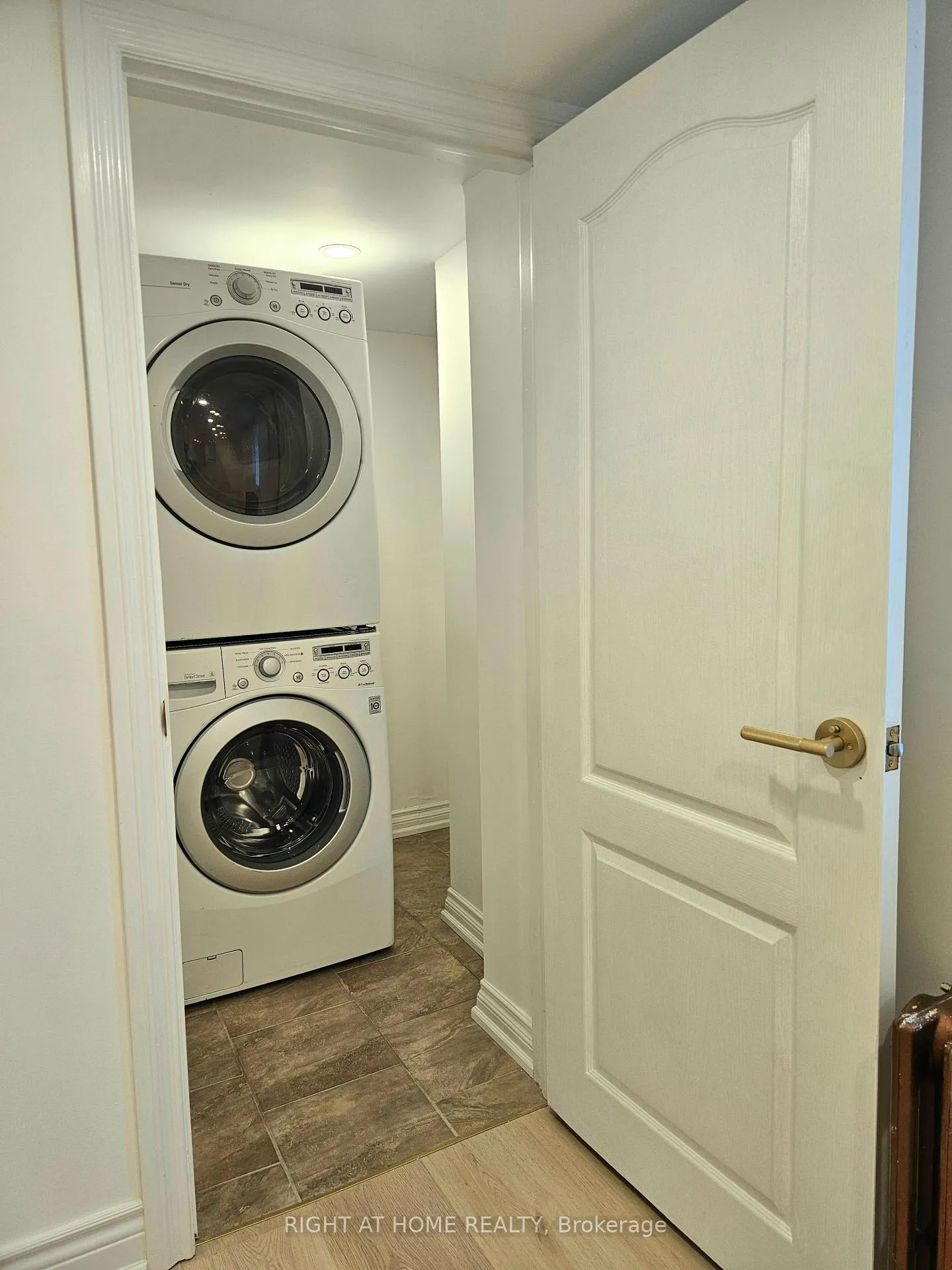 Photo 17 of 263 Keele Street, Toronto, High Park North — HOMEH