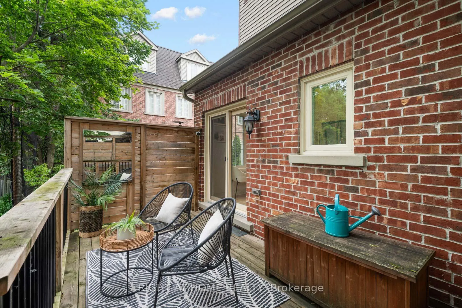 Photo 33 of 722F Kingston Road, Toronto, East End-Danforth — HOMEH