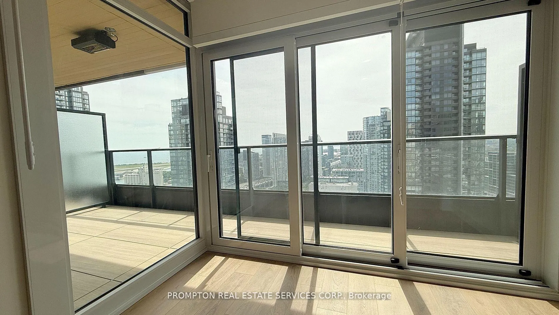 Photo 7 of Unit 3601, 3 Concord Cityplace Way, Toronto, Waterfront Communities — HOMEH