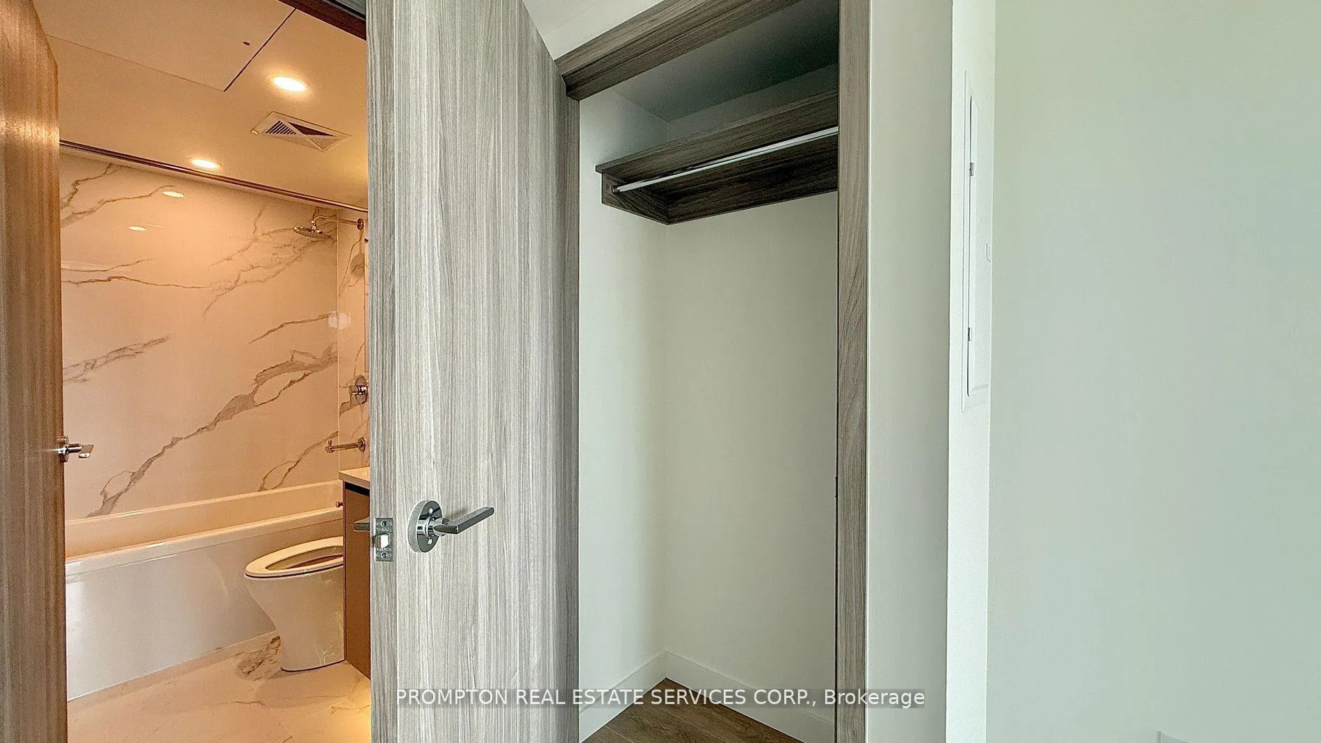 Photo 10 of Unit 3601, 3 Concord Cityplace Way, Toronto, Waterfront Communities — HOMEH
