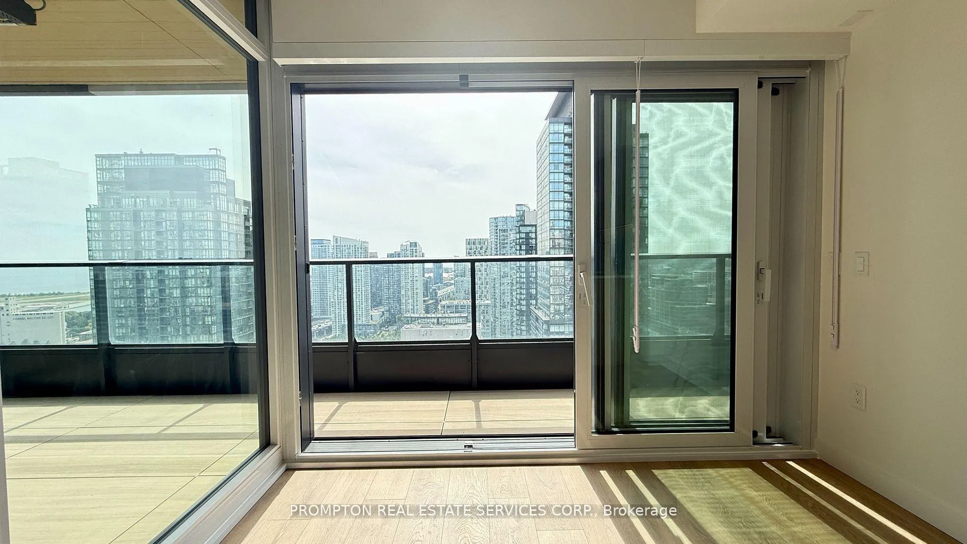 Photo 16 of Unit 3601, 3 Concord Cityplace Way, Toronto, Waterfront Communities — HOMEH