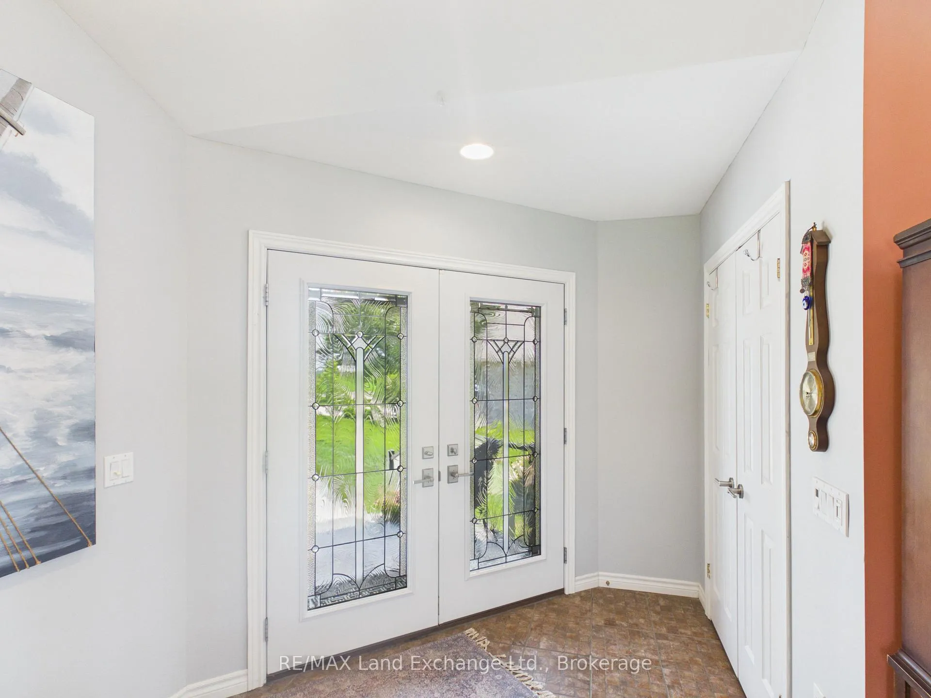 Photo 4 of 752 Lake Range Drive, Huron-Kinloss — HOMEH