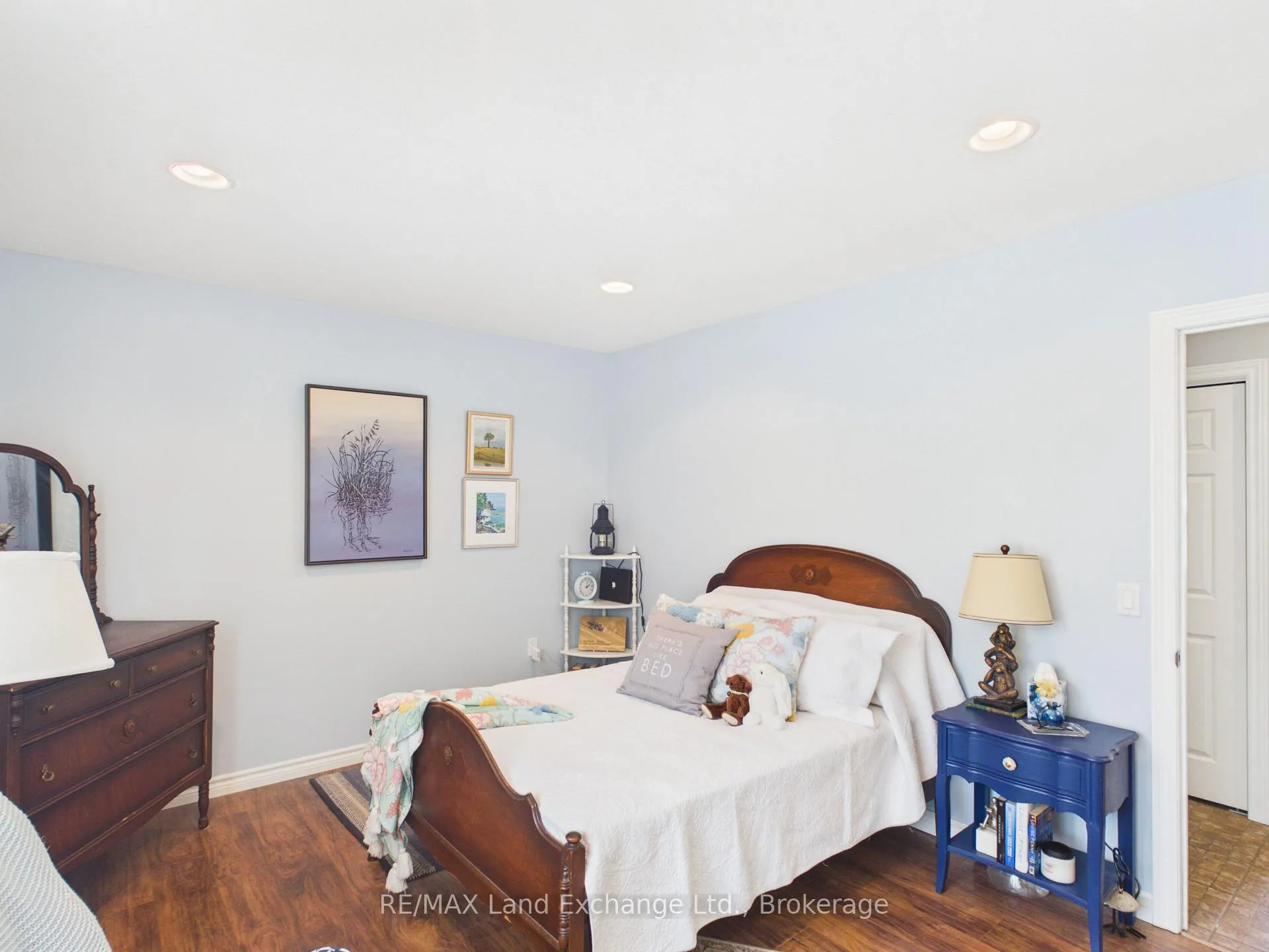 Photo 12 of 752 Lake Range Drive, Huron-Kinloss — HOMEH