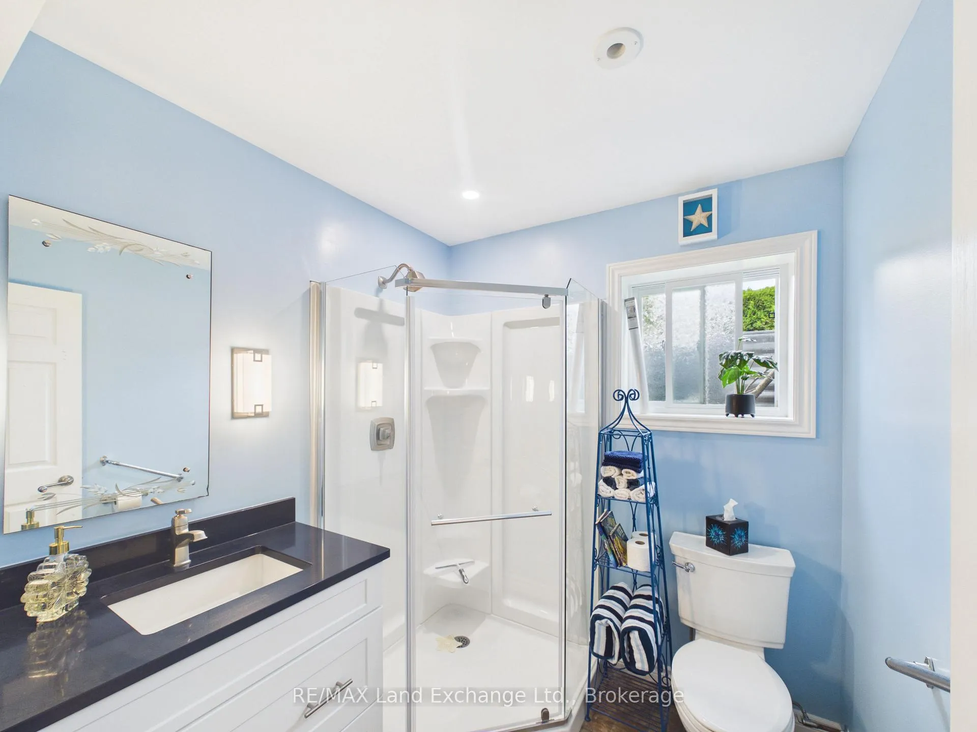 Photo 17 of 752 Lake Range Drive, Huron-Kinloss — HOMEH