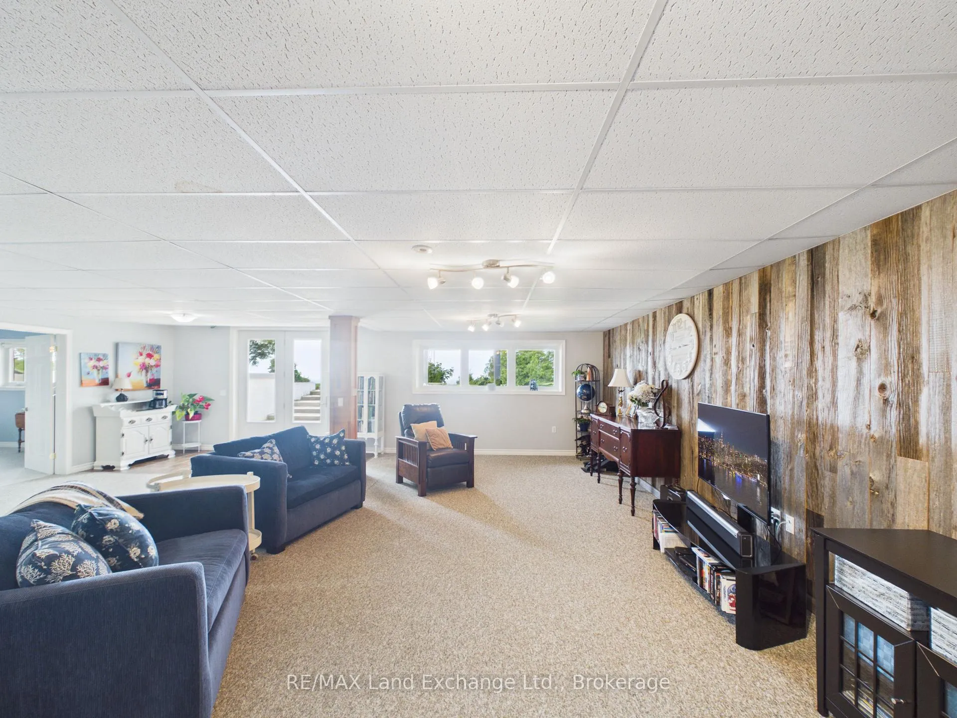 Photo 25 of 752 Lake Range Drive, Huron-Kinloss — HOMEH