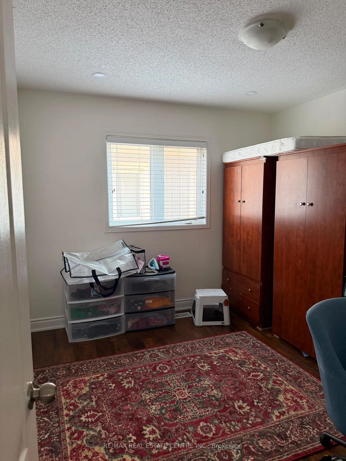 Photo 12 of 32 Ray Richards Street, Clarington, Bowmanville — HOMEH