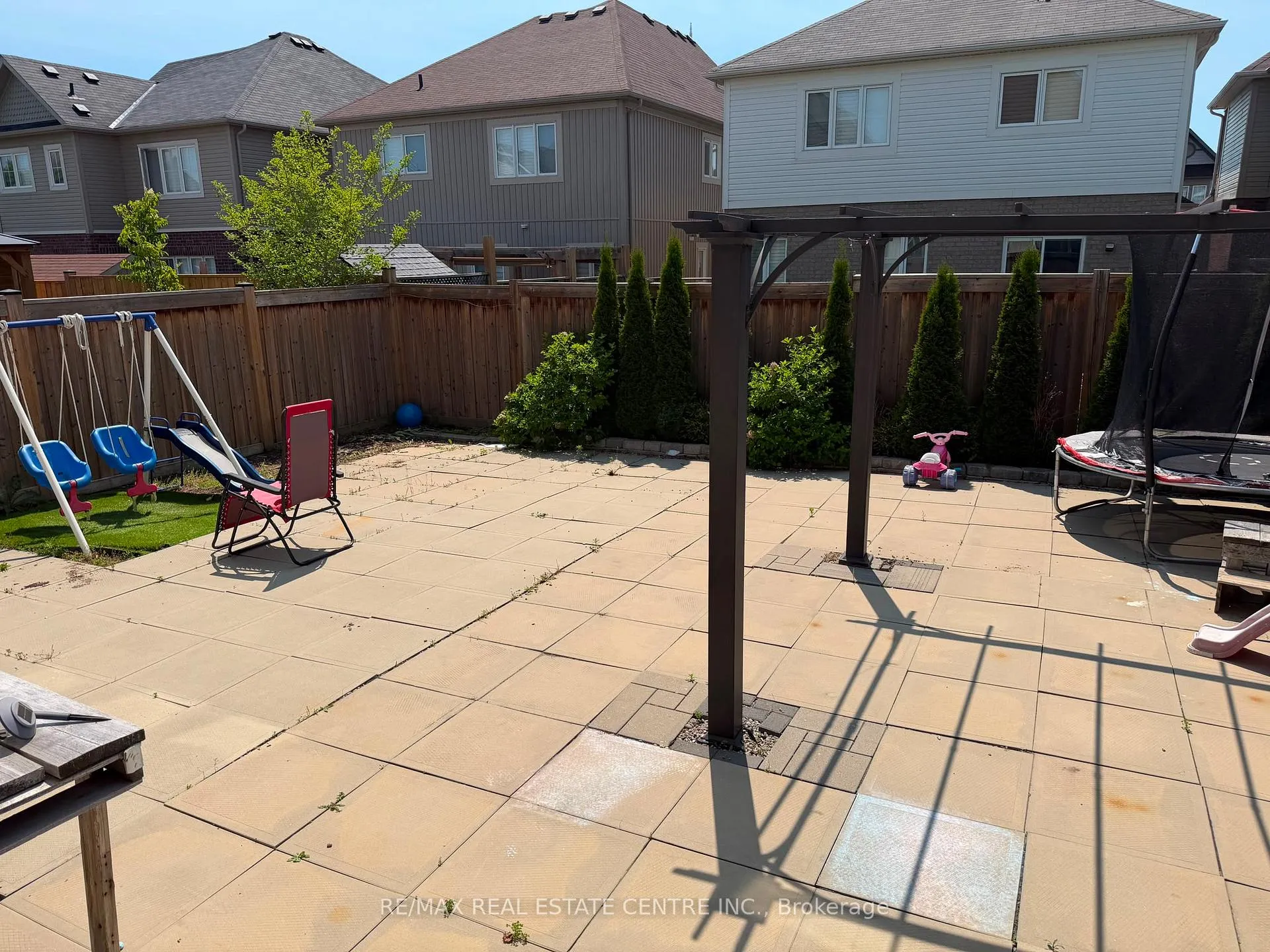 Photo 13 of 32 Ray Richards Street, Clarington, Bowmanville — HOMEH