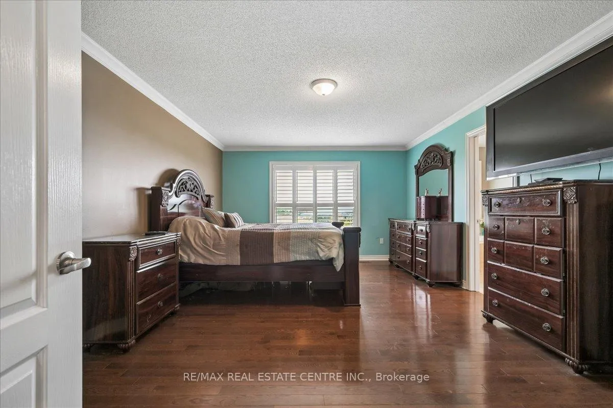 Photo 16 of 33 Paula Court, Orangeville — HOMEH