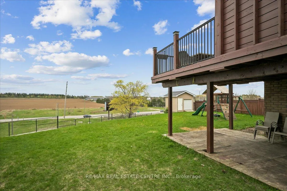 Photo 30 of 33 Paula Court, Orangeville — HOMEH