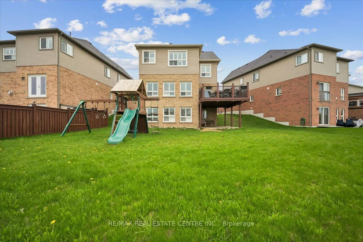 Photo 33 of 33 Paula Court, Orangeville — HOMEH