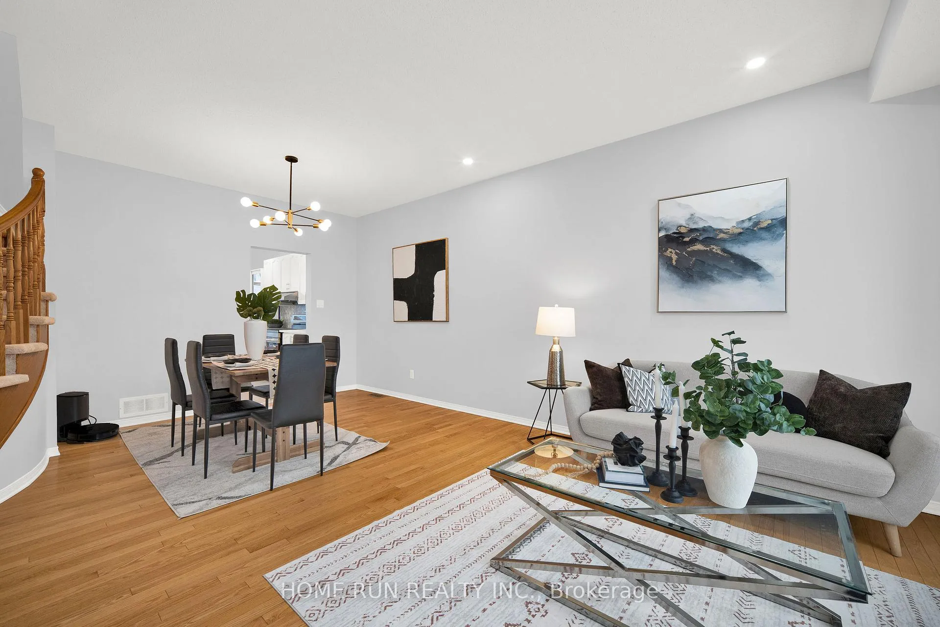 Photo 6 of 10 Pavona Street, Ottawa, Barrhaven East — HOMEH