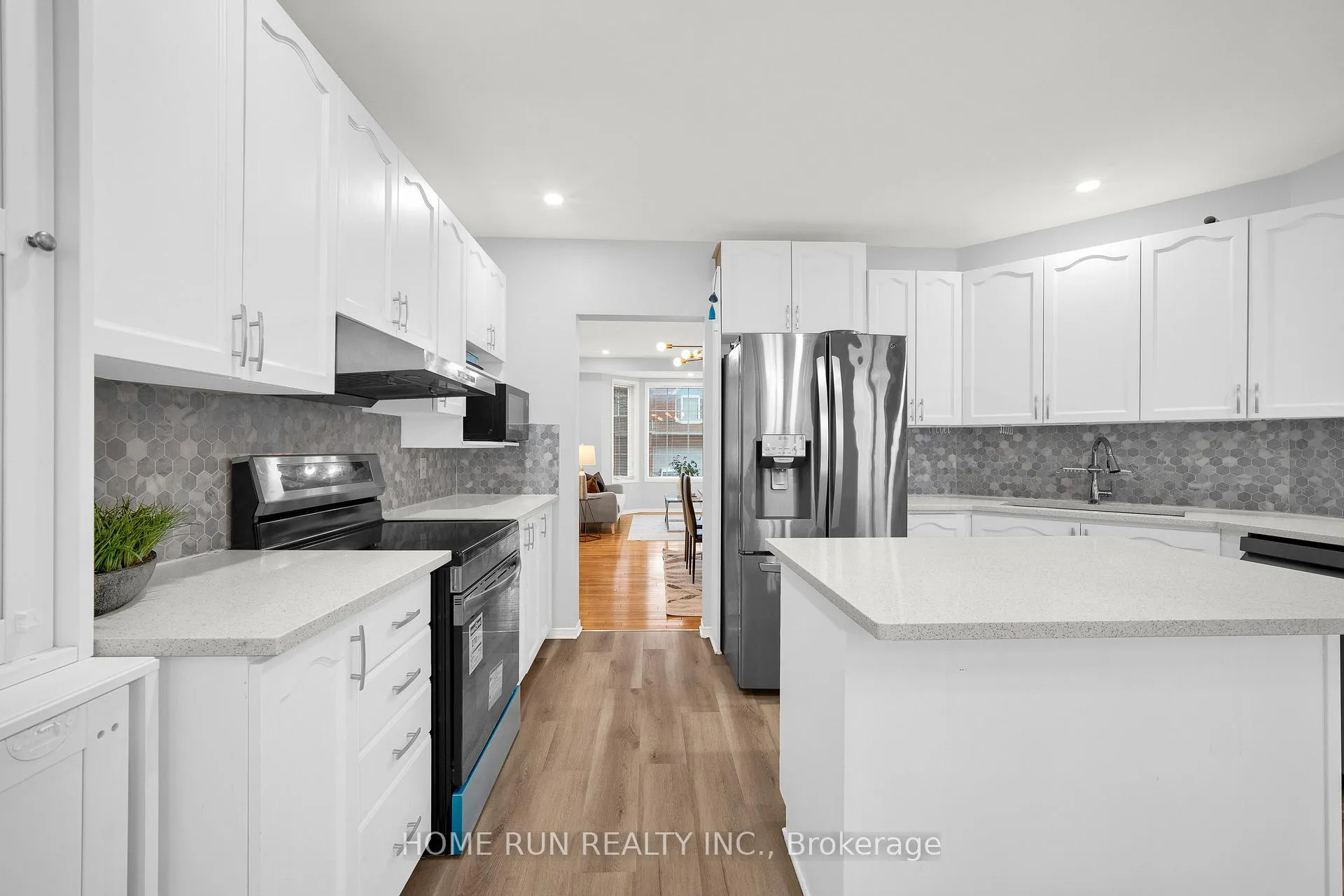 Photo 18 of 10 Pavona Street, Ottawa, Barrhaven East — HOMEH