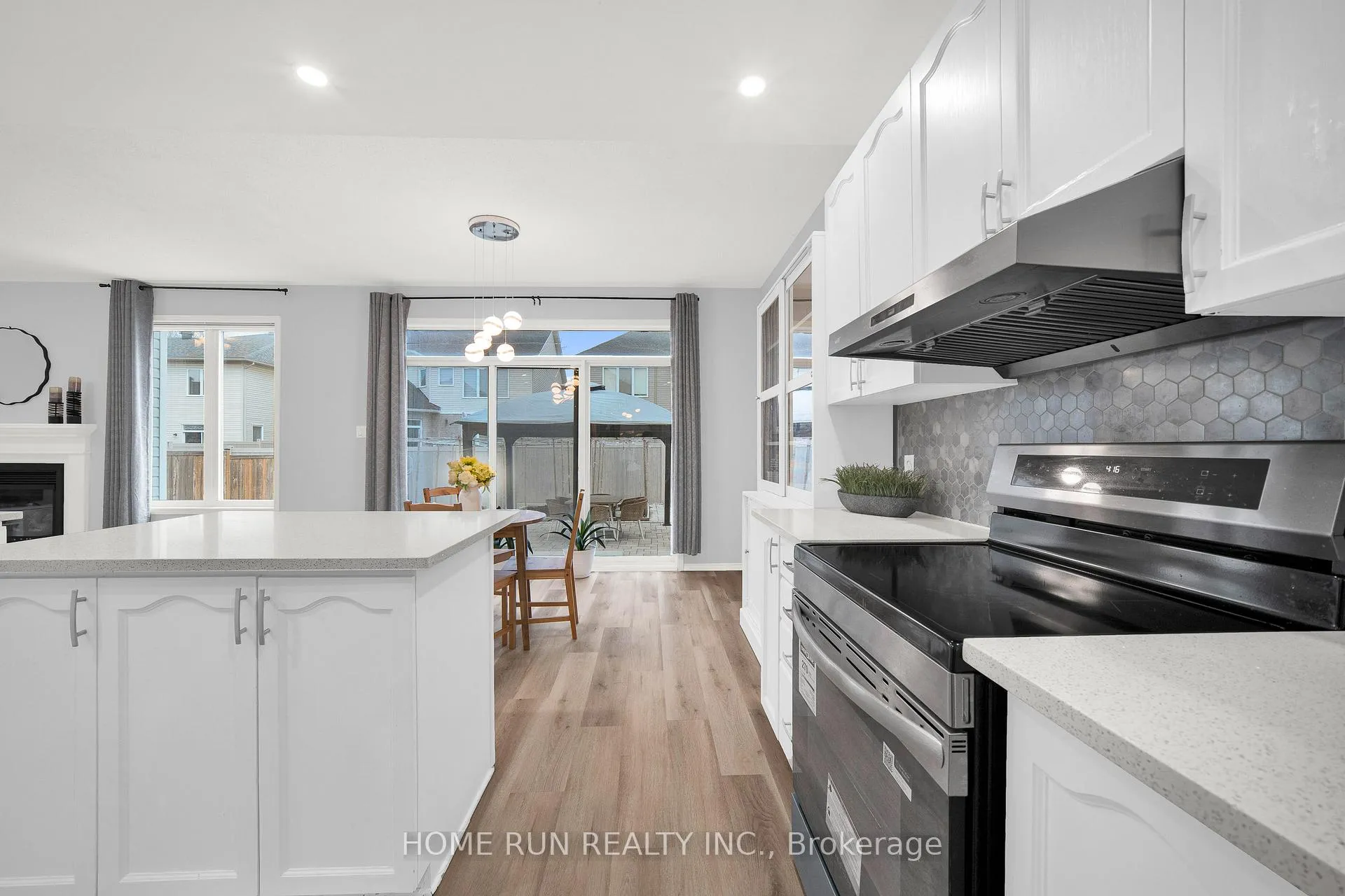 Photo 19 of 10 Pavona Street, Ottawa, Barrhaven East — HOMEH