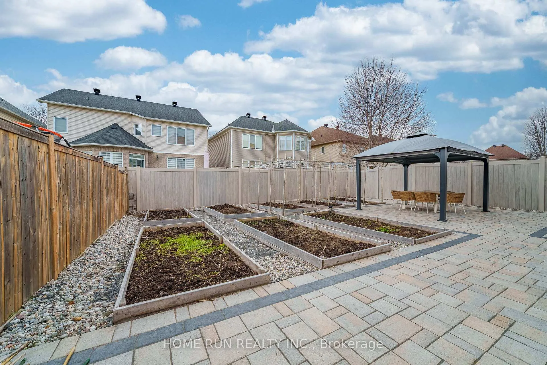 Photo 41 of 10 Pavona Street, Ottawa, Barrhaven East — HOMEH