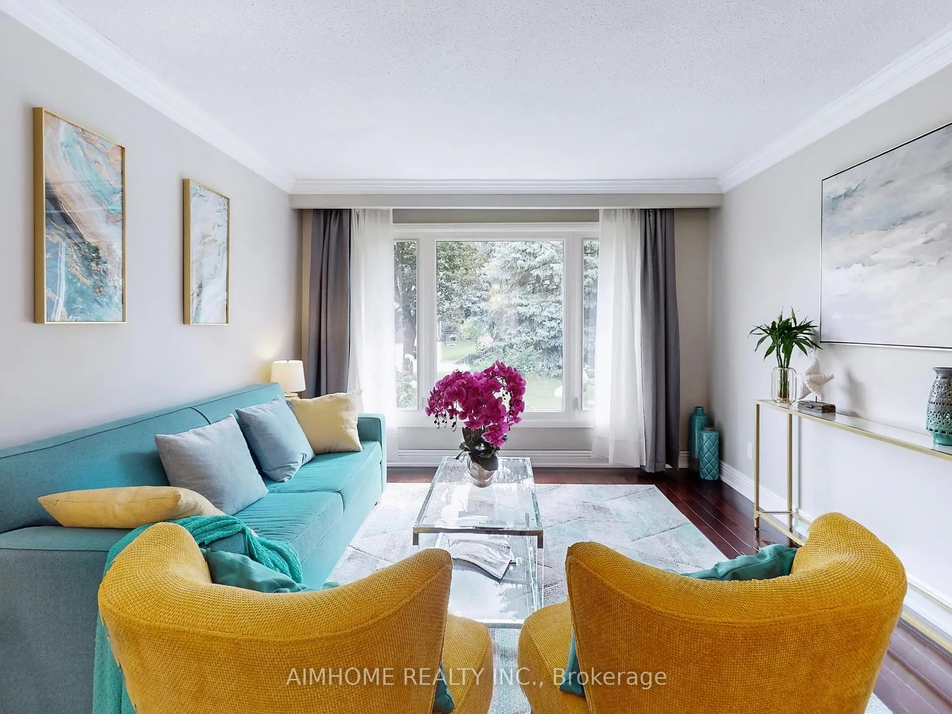 Photo 5 of 36 Liebeck Crescent, Markham, Unionville — HOMEH