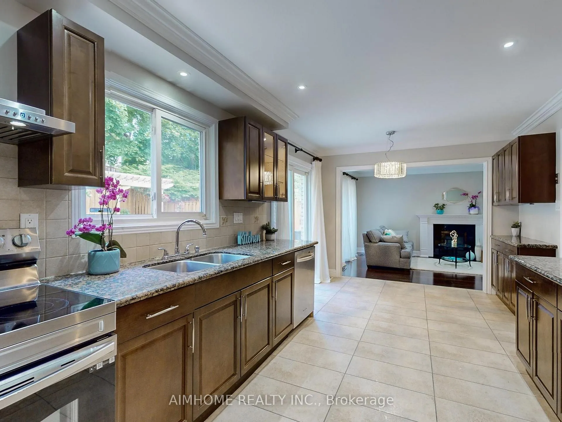 Photo 14 of 36 Liebeck Crescent, Markham, Unionville — HOMEH