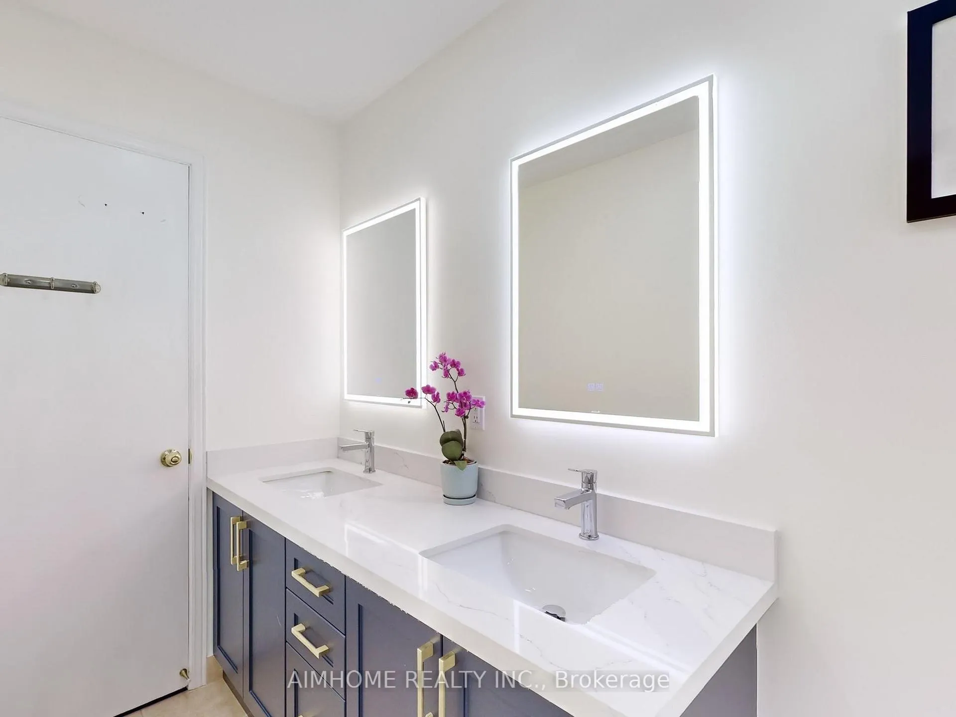 Photo 33 of 36 Liebeck Crescent, Markham, Unionville — HOMEH