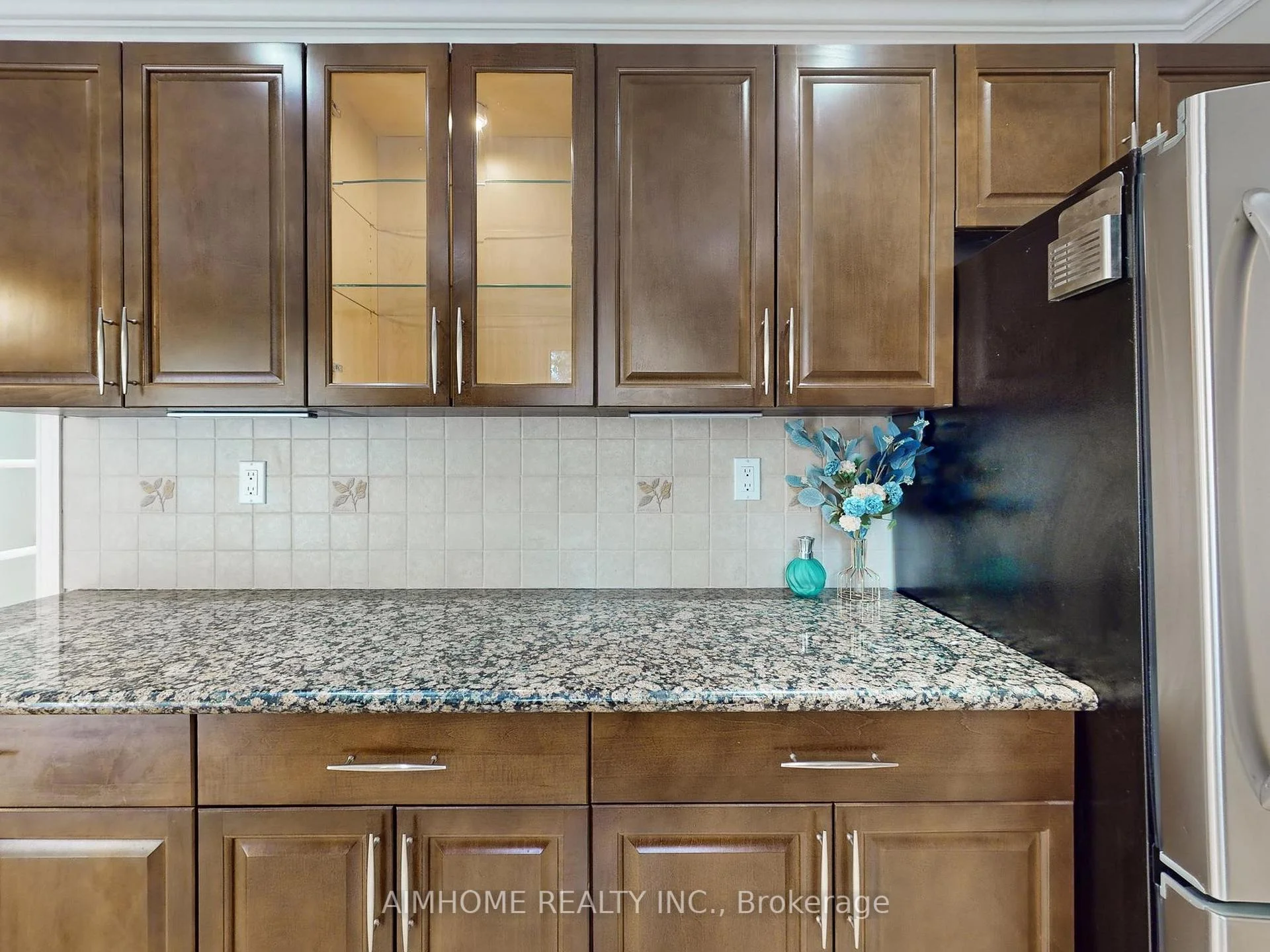Photo 20 of 36 Liebeck Crescent, Markham, Unionville — HOMEH