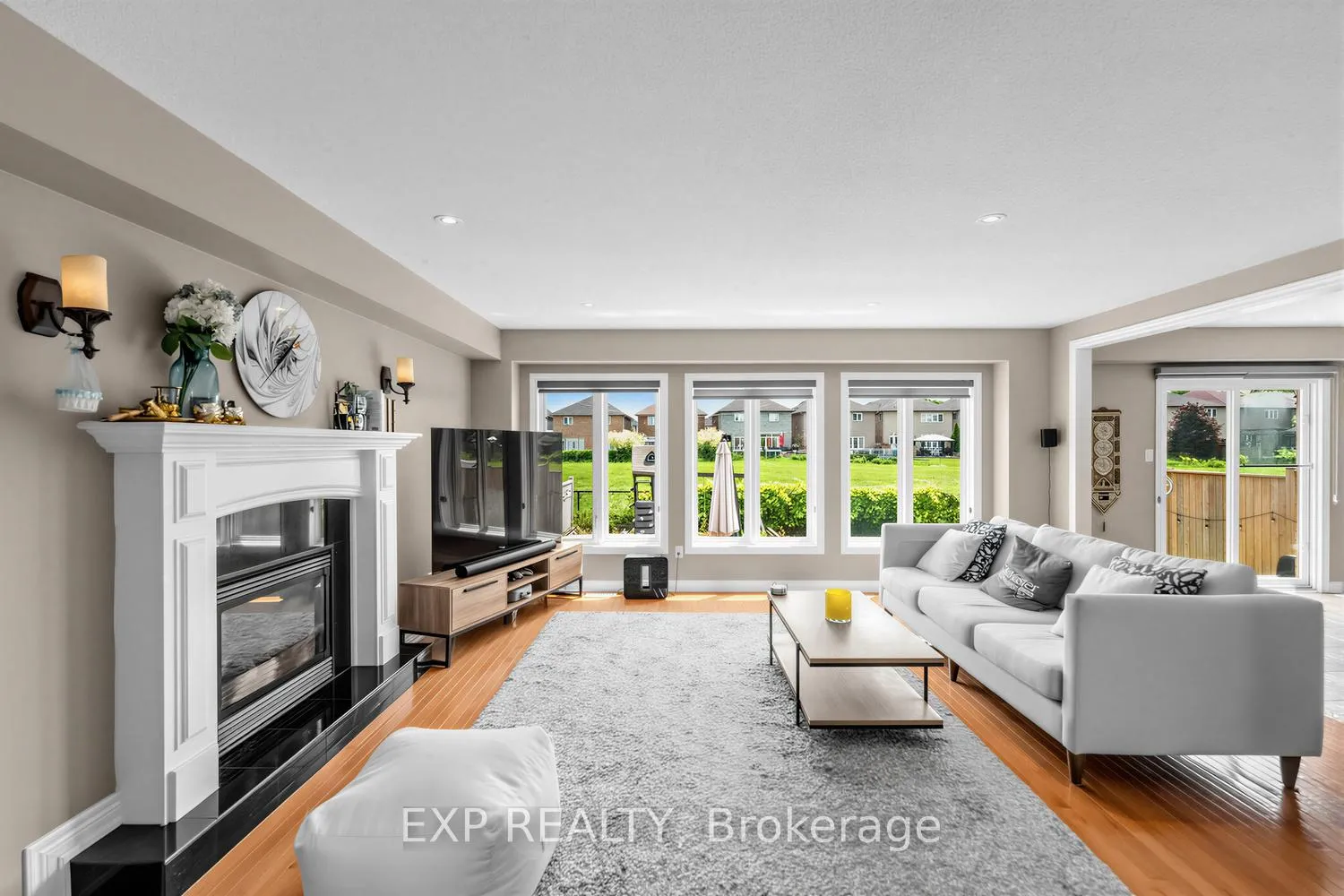Photo 4 of 146 Fair Street, Hamilton, Meadowlands — HOMEH